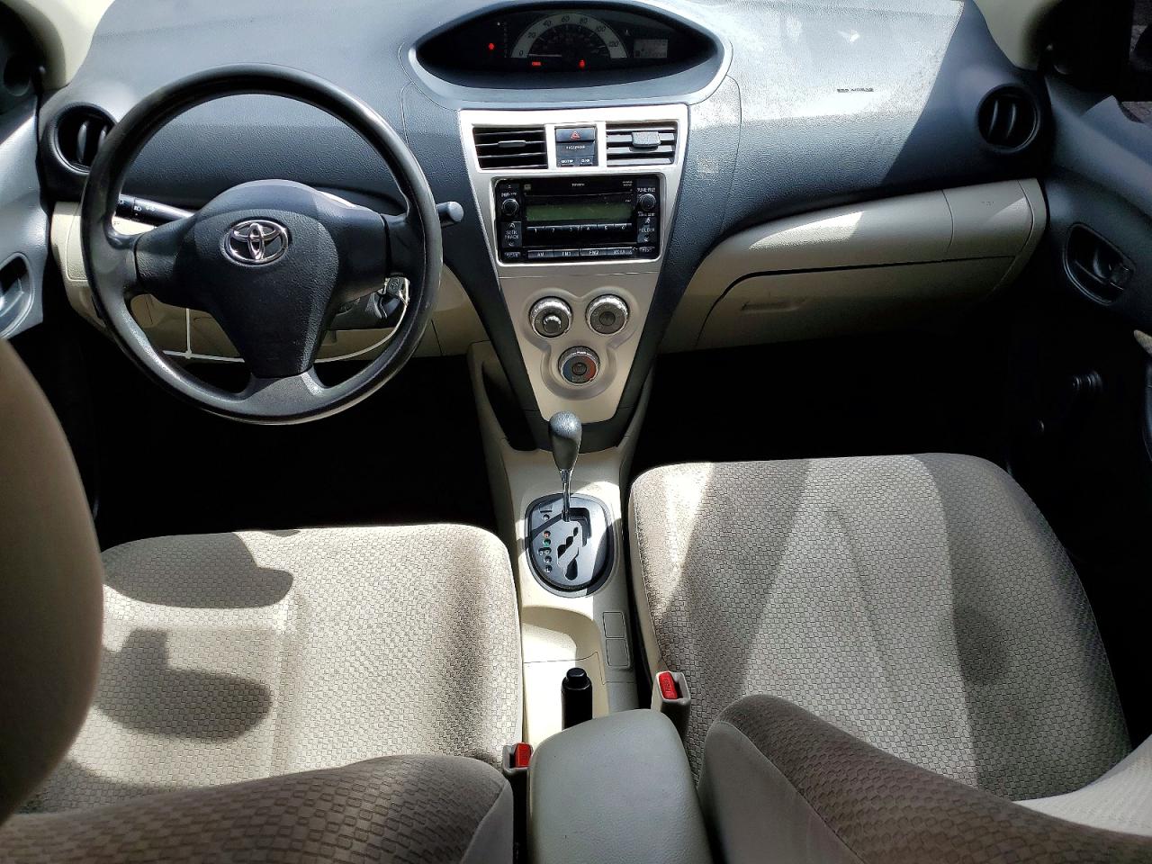 2007 TOYOTA YARIS BASE photo 15