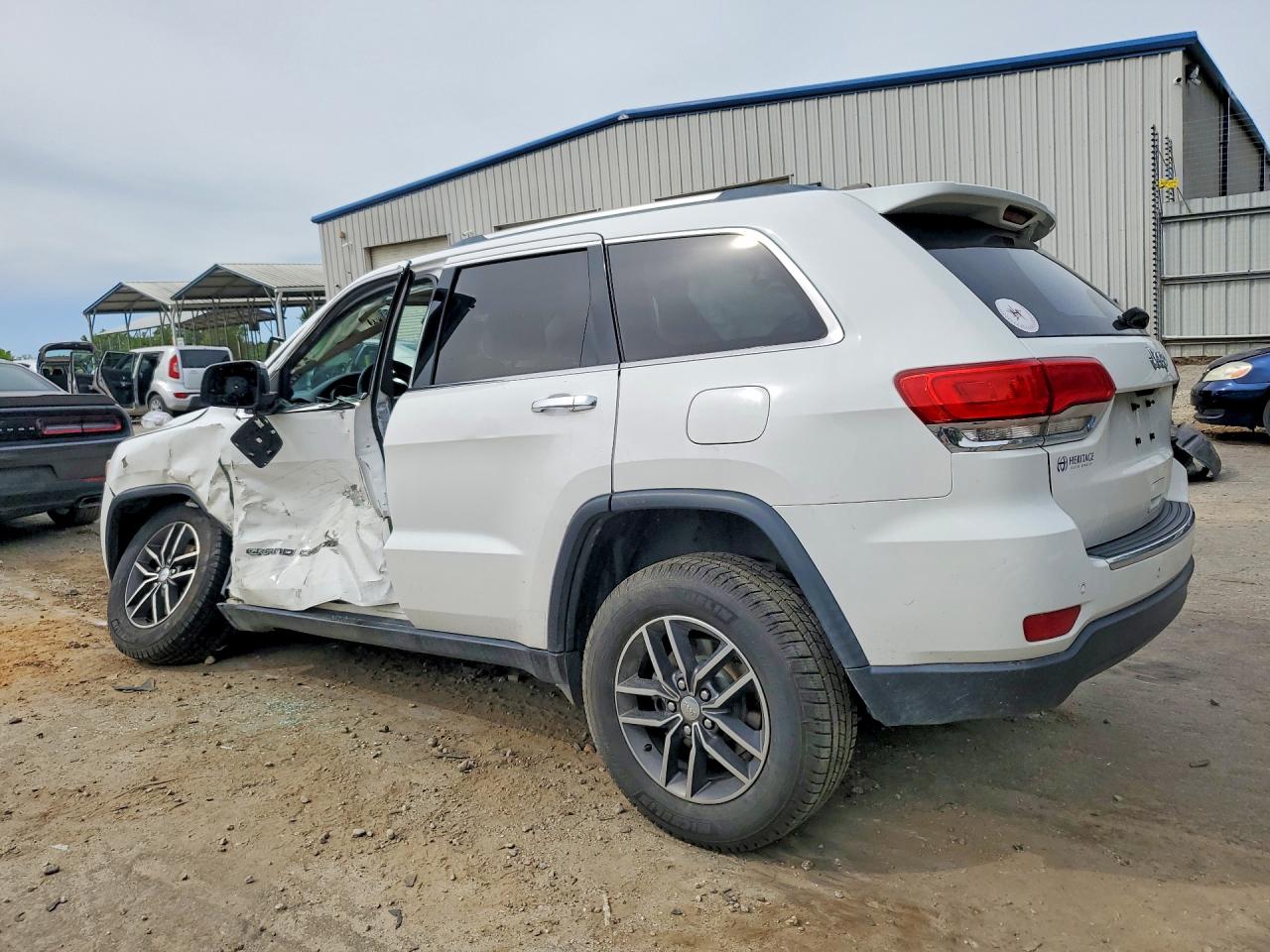 2018 JEEP GRAND CHEROKEE LIMITED photo 3