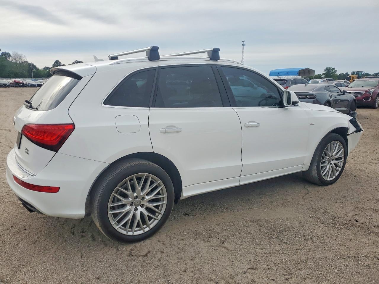 2017 AUDI Q5 PREMIUM PLUS photo 5