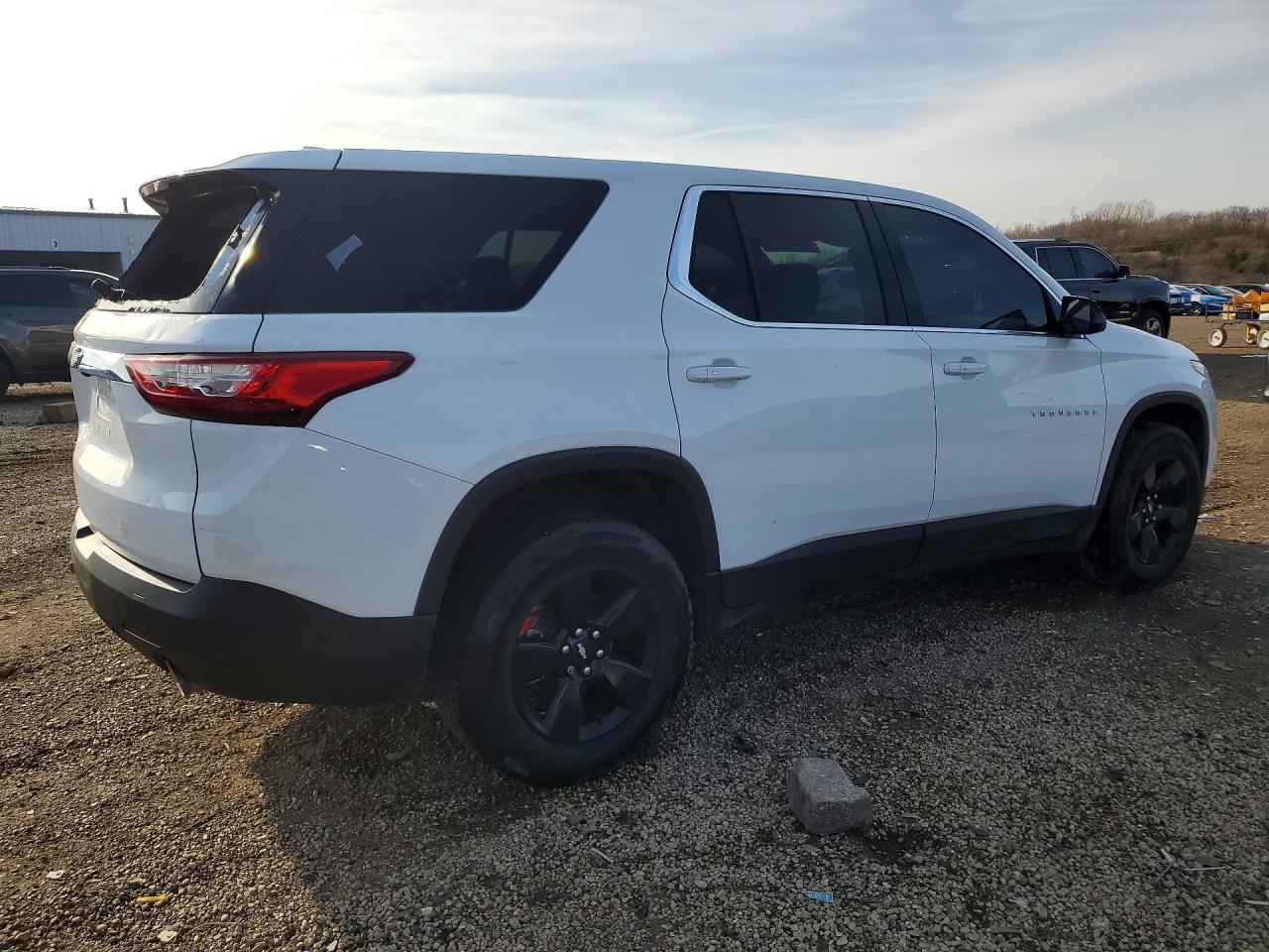 2020 CHEVROLET TRAVERSE LS photo 7