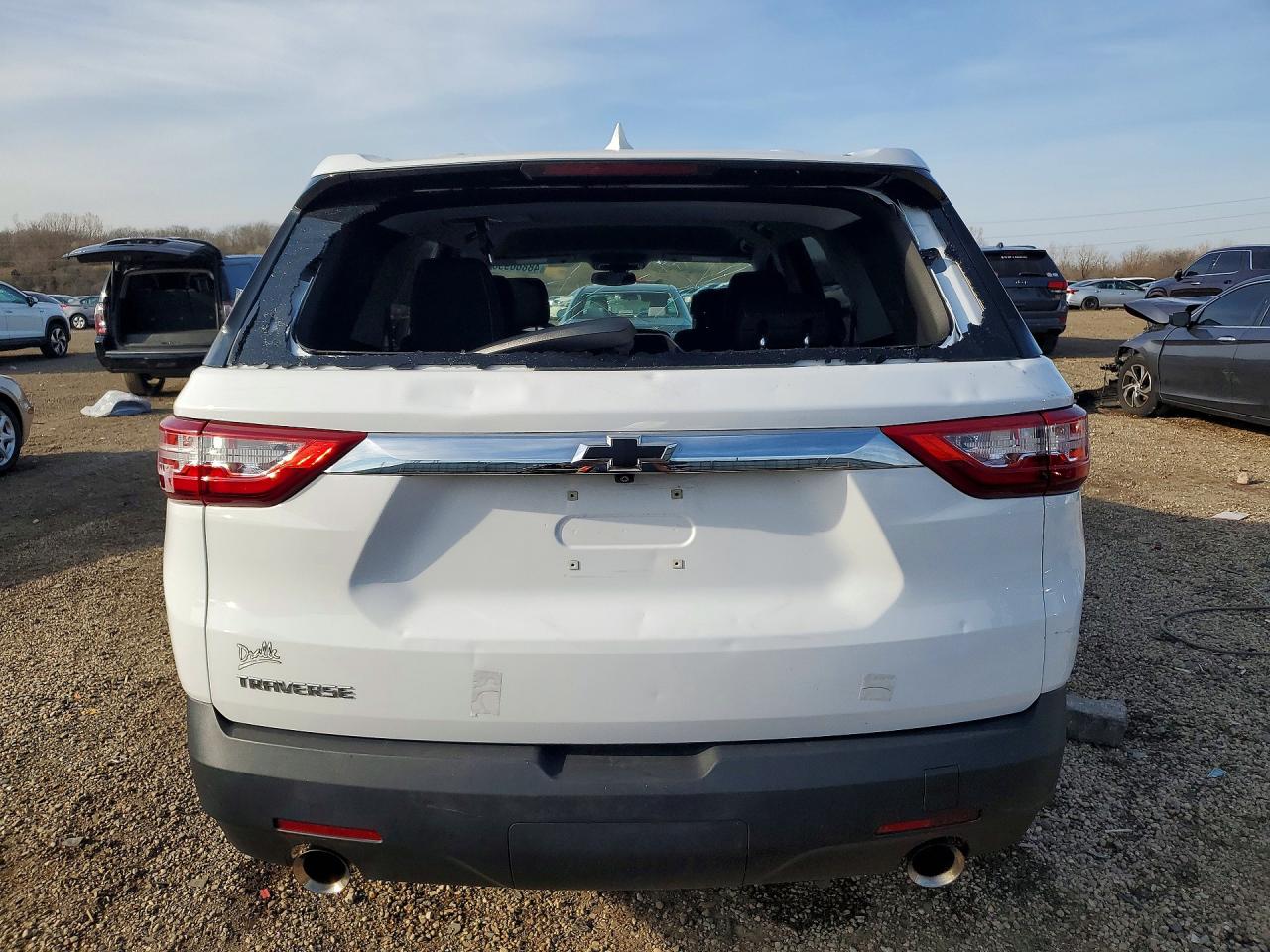 2020 CHEVROLET TRAVERSE LS photo 16