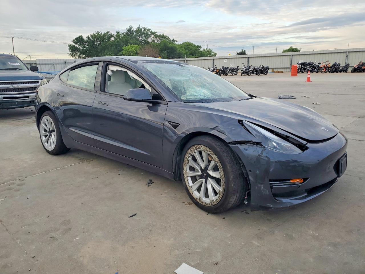2022 TESLA MODEL 3 photo 4