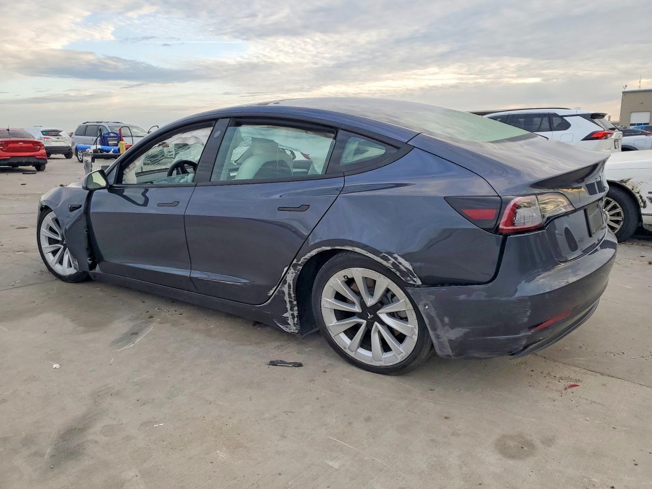 2022 TESLA MODEL 3 photo 2