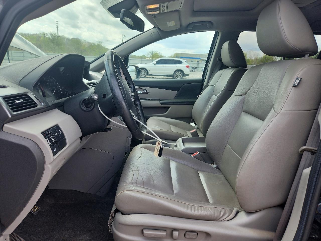 2014 HONDA ODYSSEY EXL photo 19