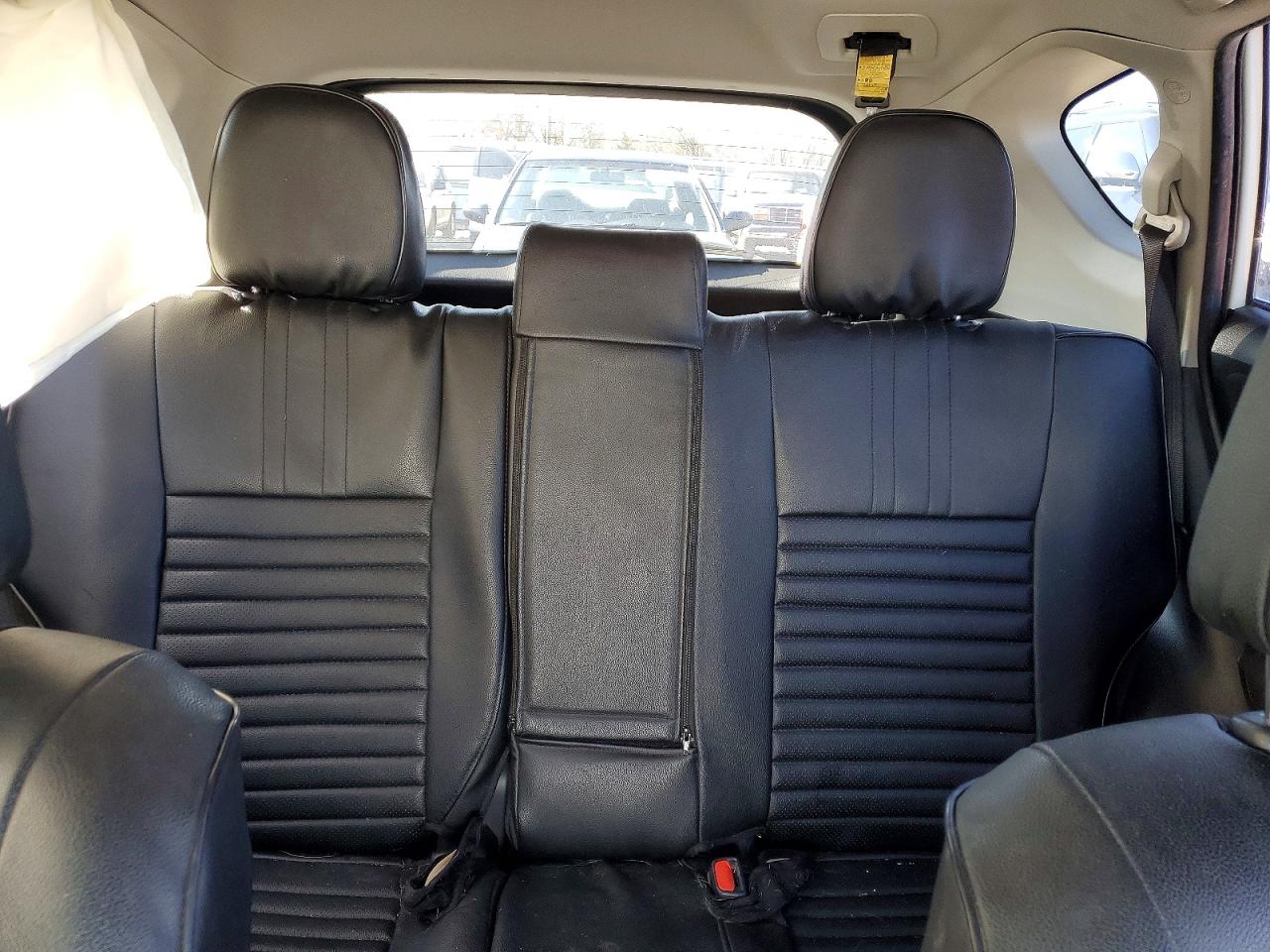 2017 TOYOTA RAV4 LE photo 28