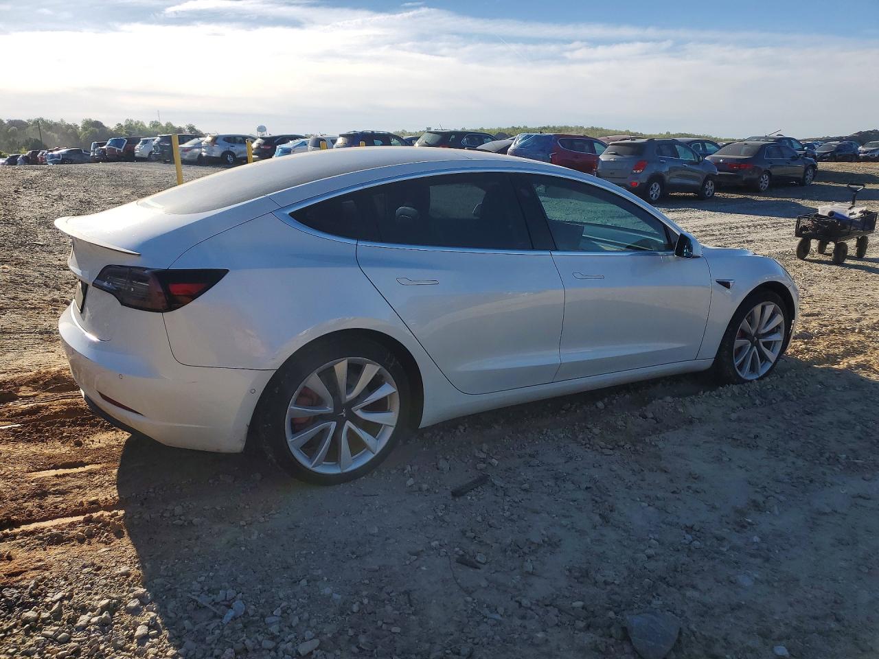 2020 TESLA MODEL 3 photo 5