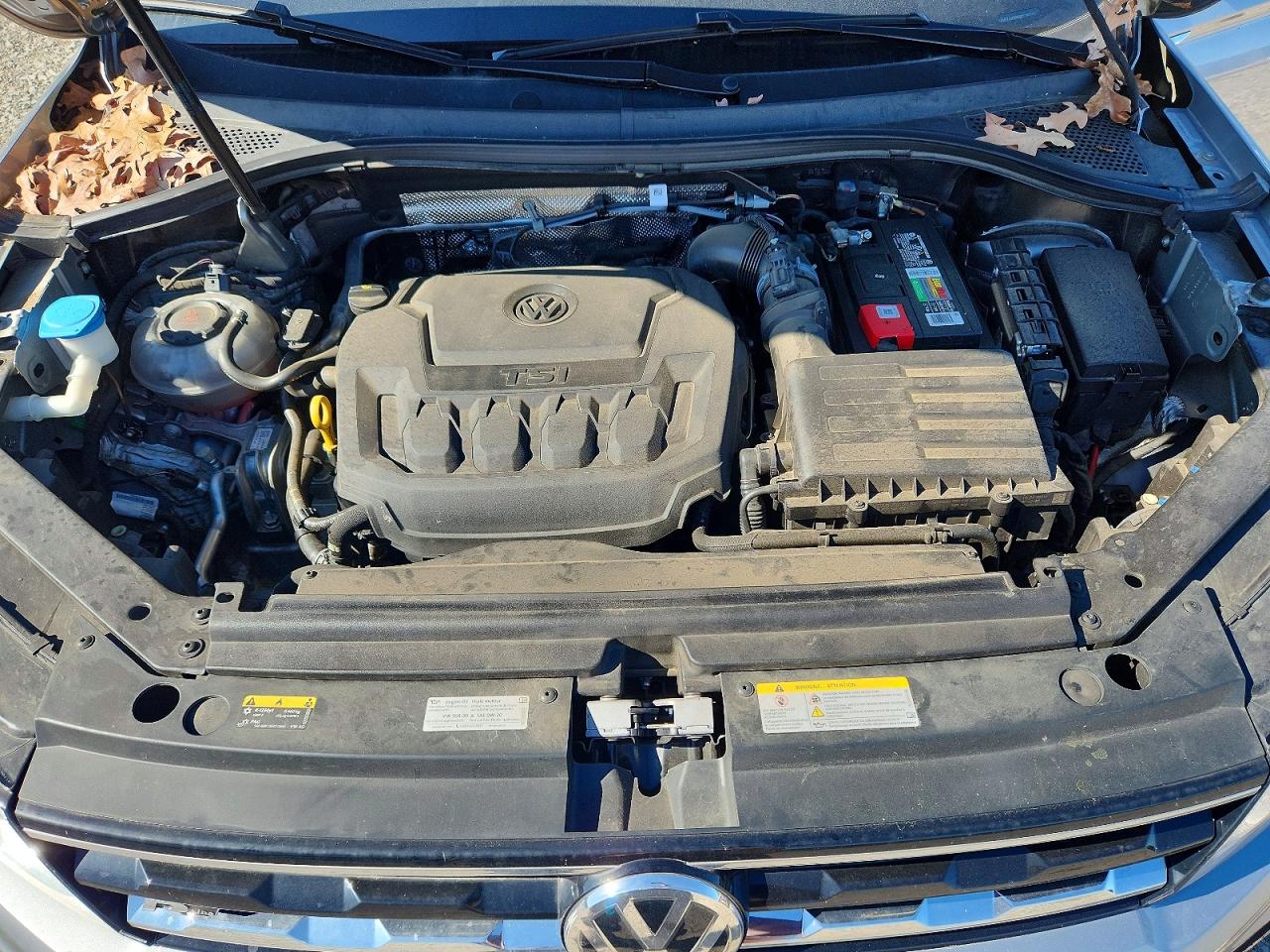 2021 VOLKSWAGEN TIGUAN SE photo 21
