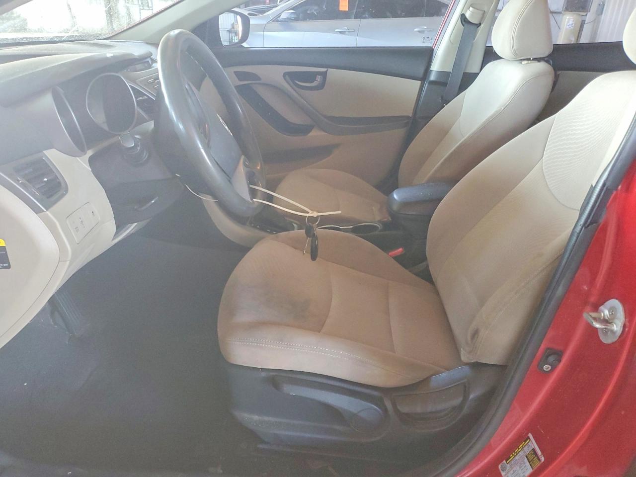 2016 HYUNDAI ELANTRA SE photo 13
