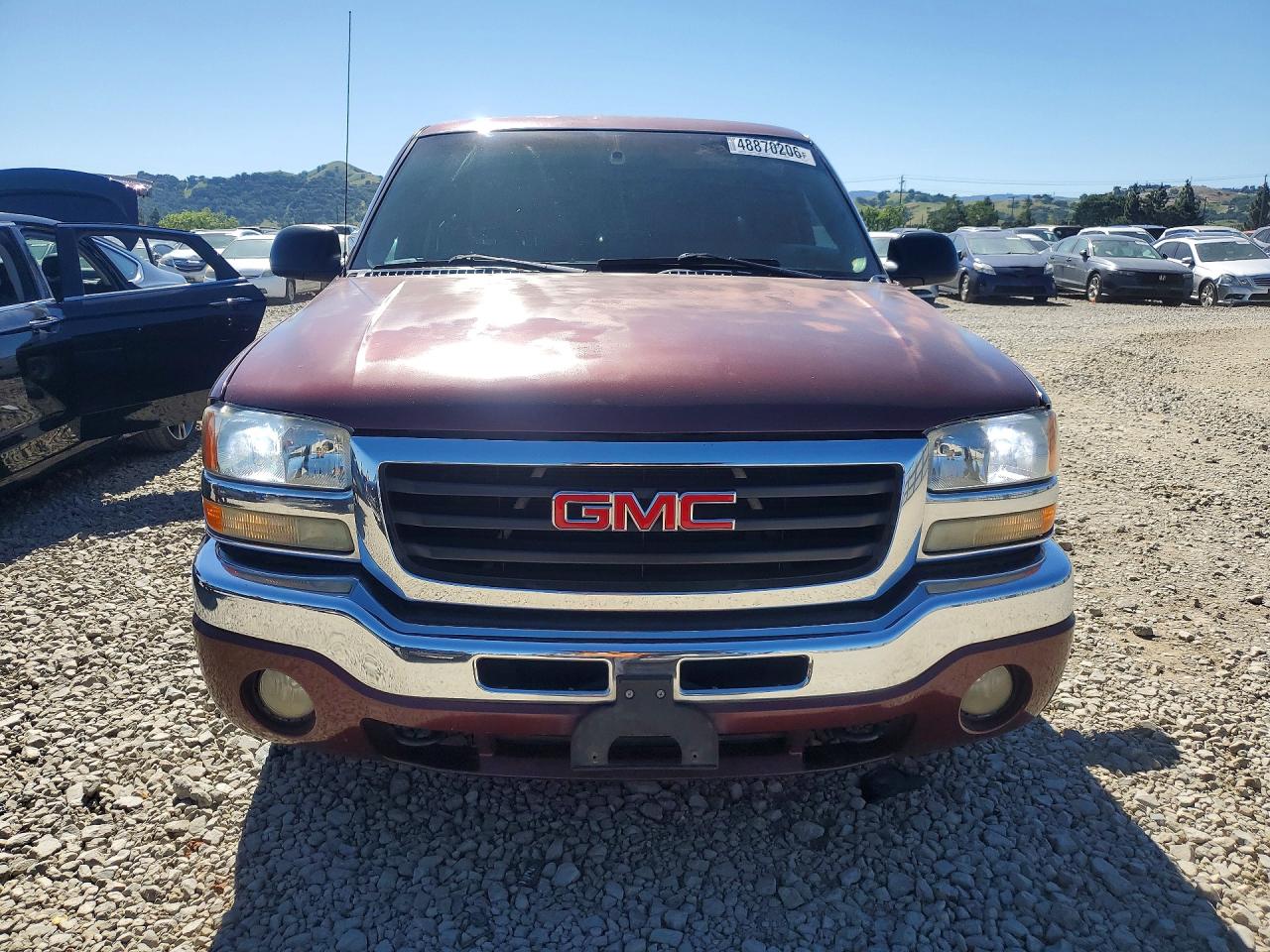 2003 GMC NEW SIERRA C1500 photo 9