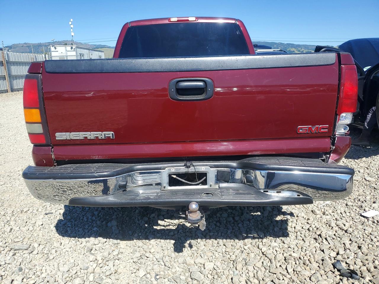 2003 GMC NEW SIERRA C1500 photo 11