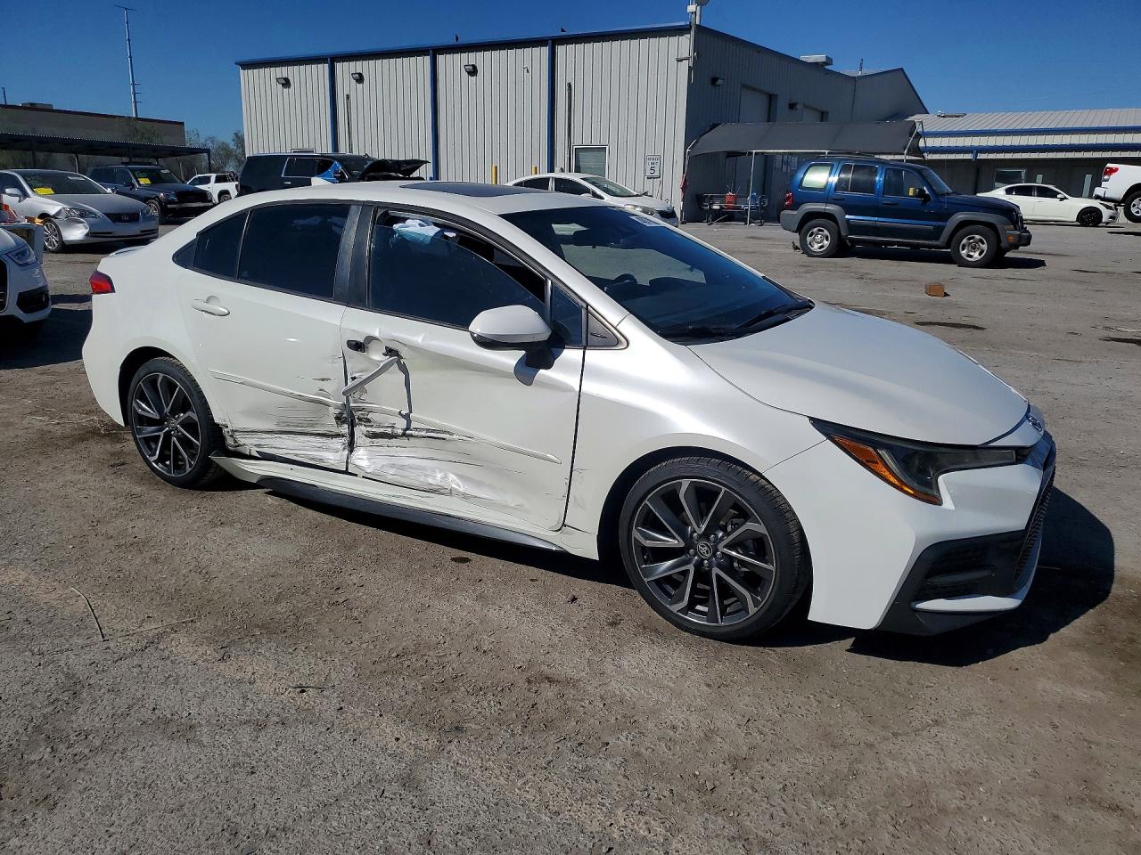 2020 TOYOTA COROLLA SE photo 10
