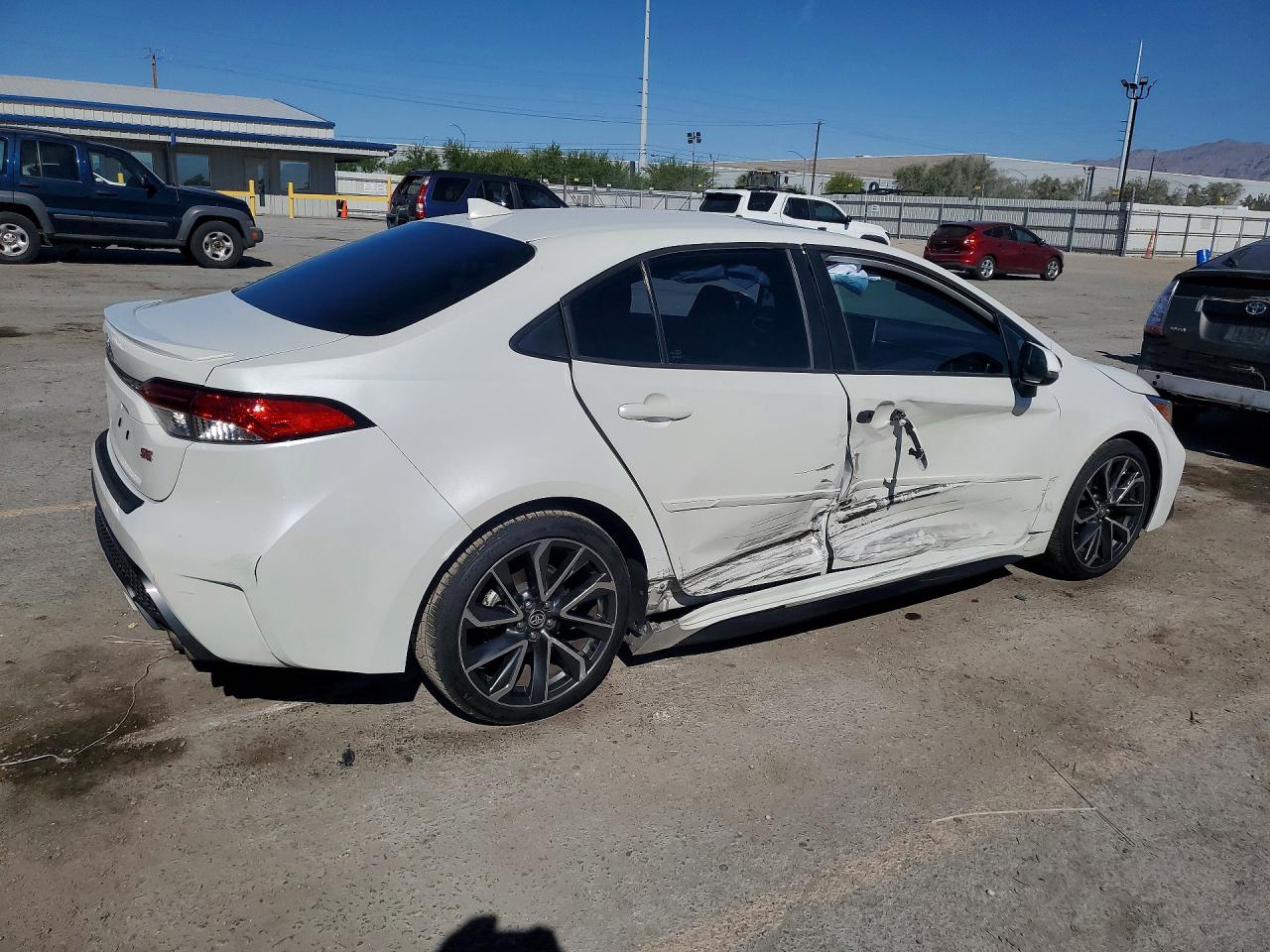 2020 TOYOTA COROLLA SE photo 7