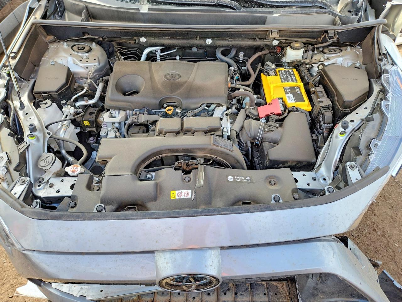 2021 TOYOTA RAV4 XLE photo 34