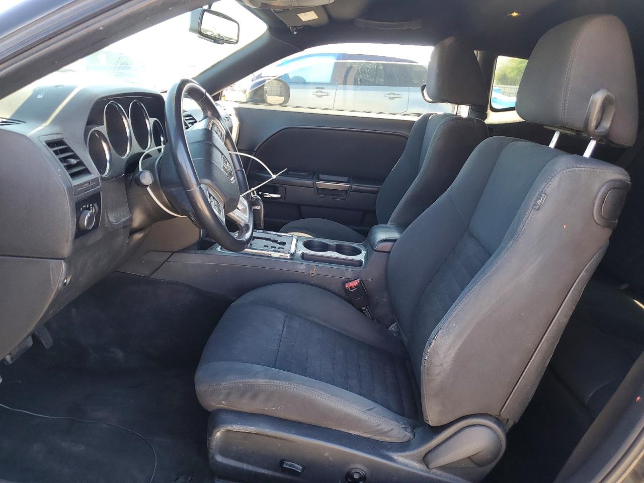 2012 DODGE CHALLENGER SXT photo 19