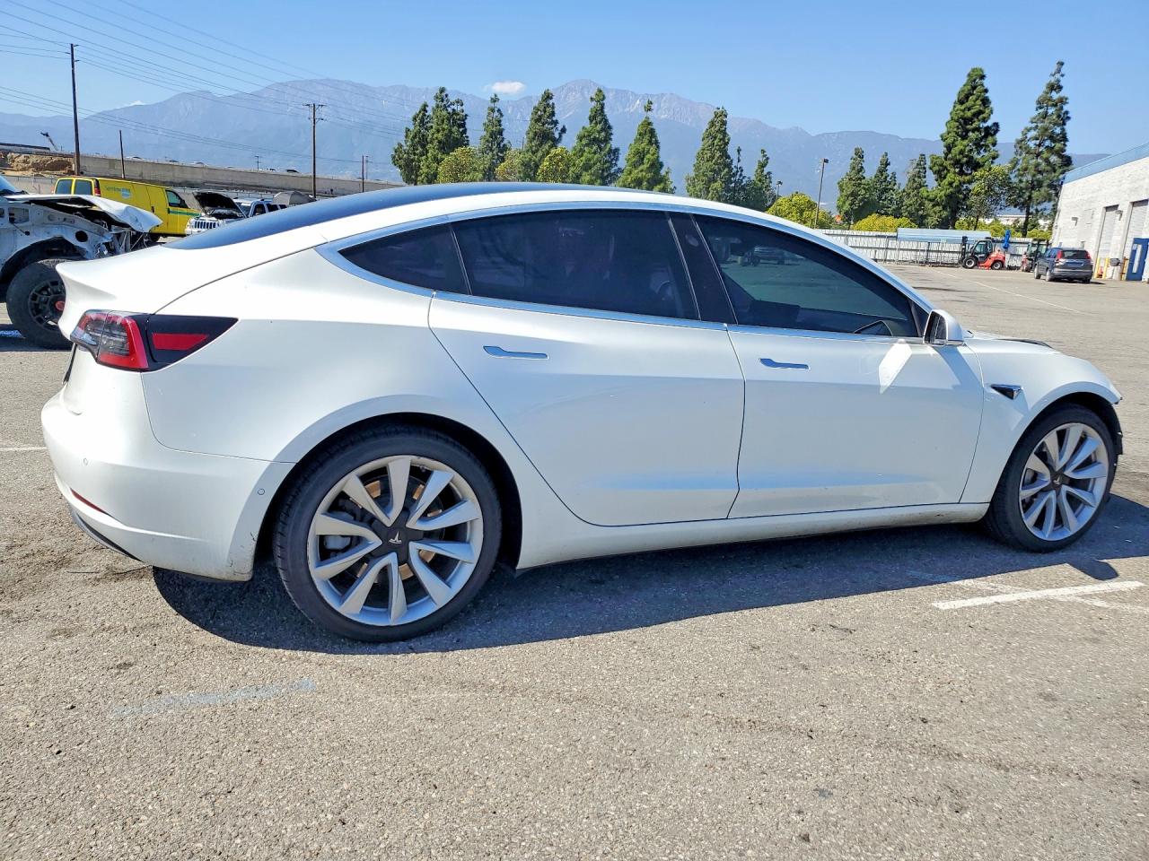 2020 TESLA MODEL 3 photo 3