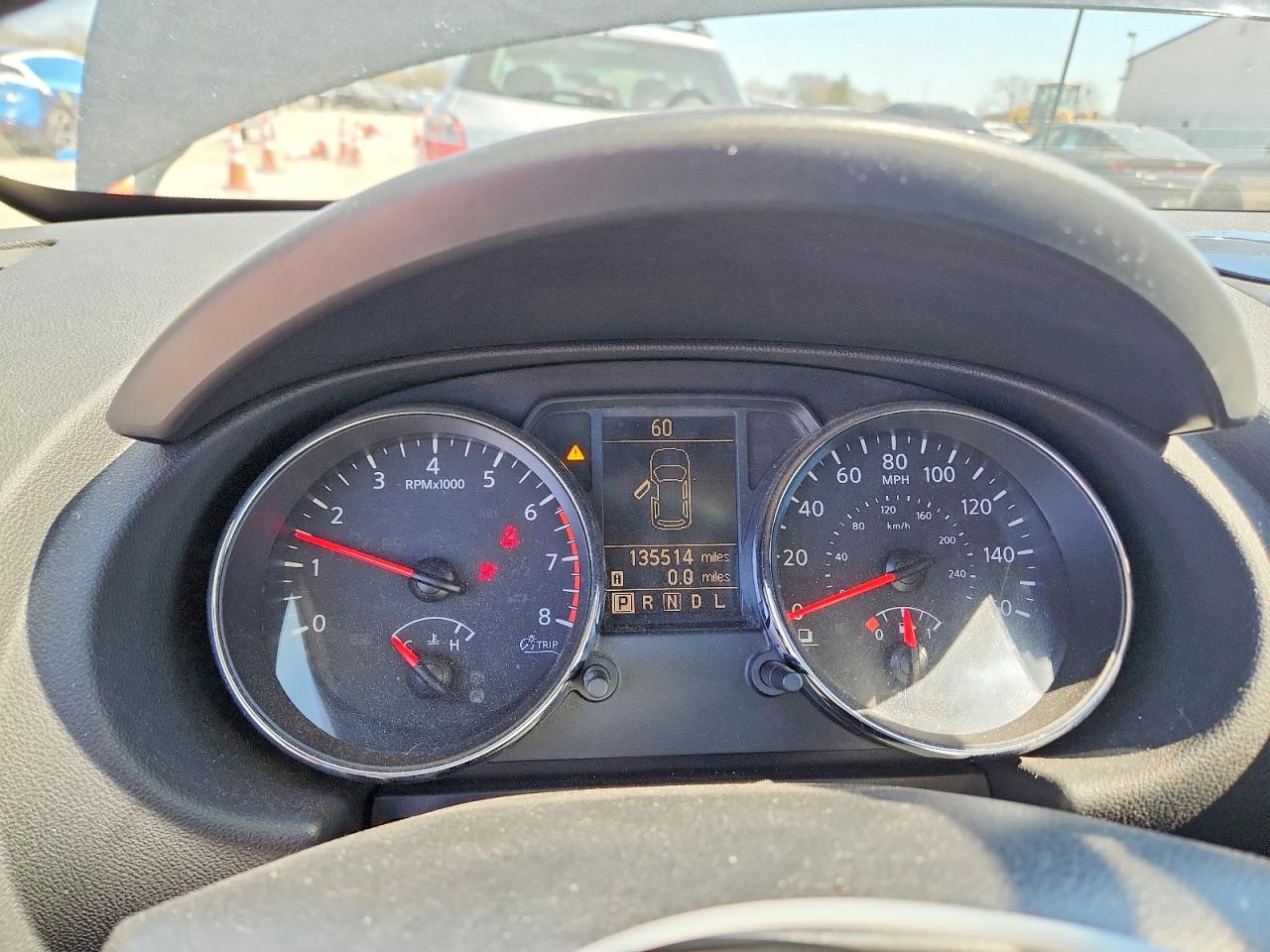 2011 NISSAN ROGUE S photo 25