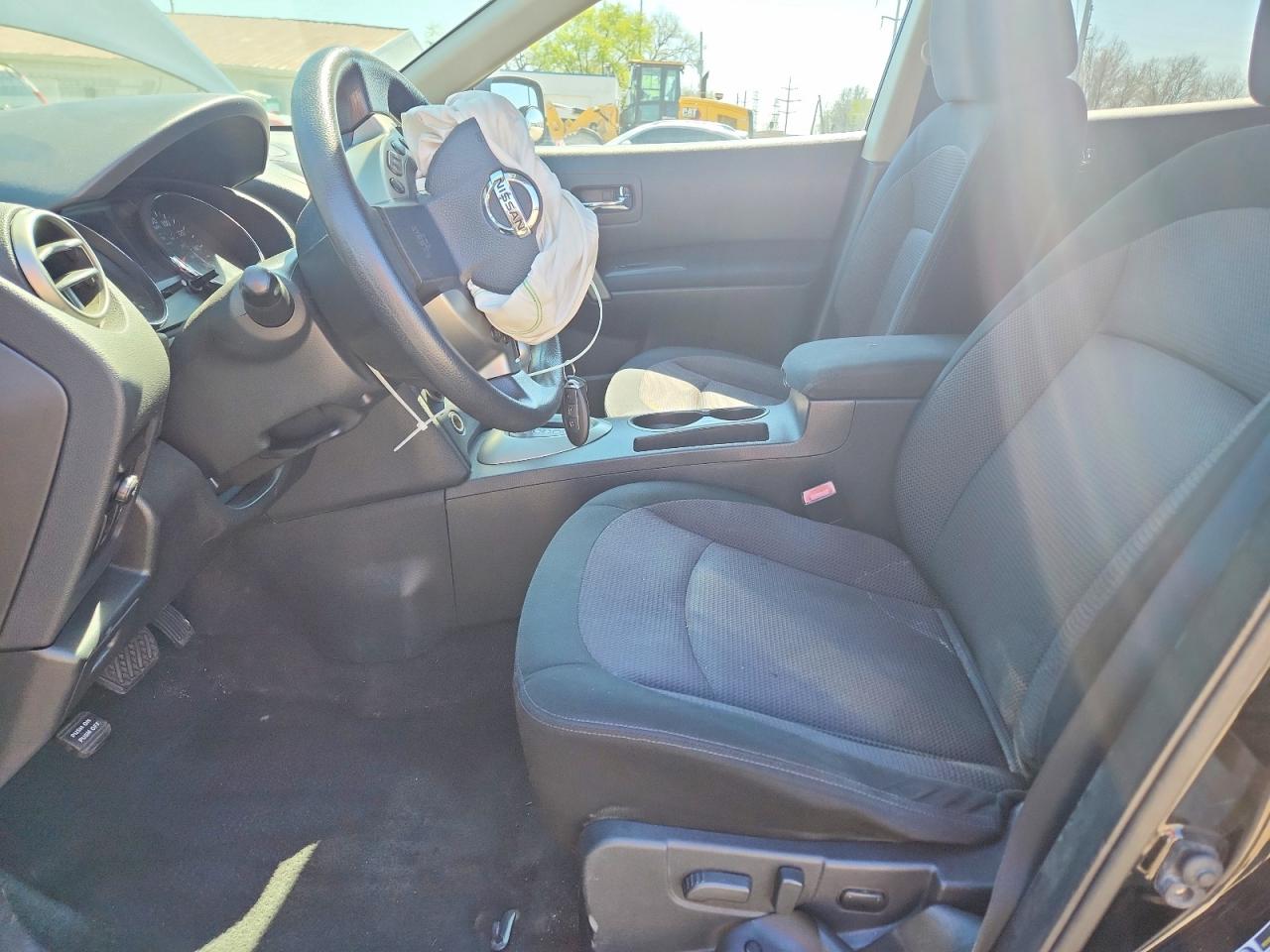 2011 NISSAN ROGUE S photo 19