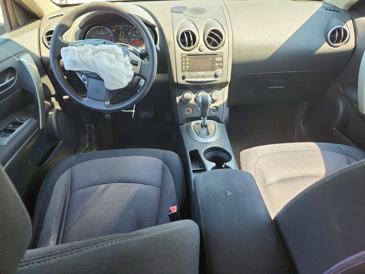 2011 NISSAN ROGUE S photo 22
