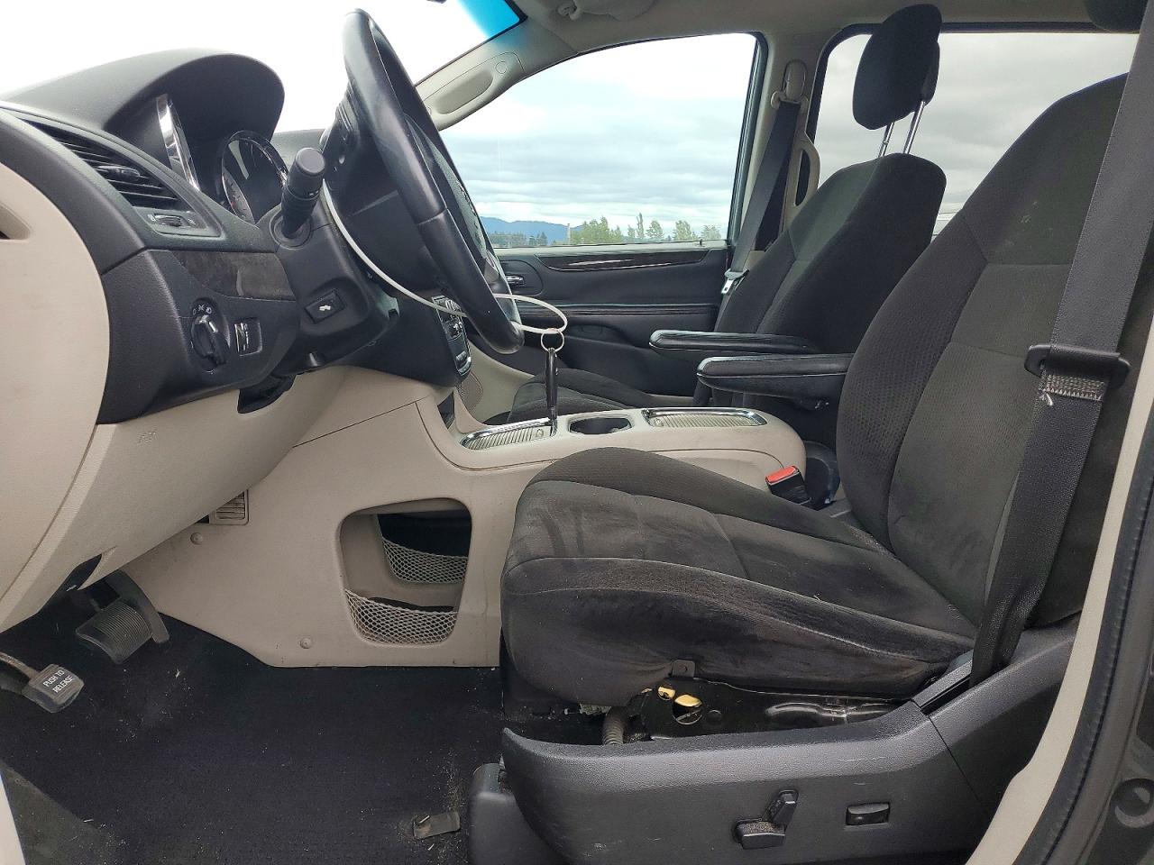 2012 DODGE GRAND CARAVAN SXT photo 19