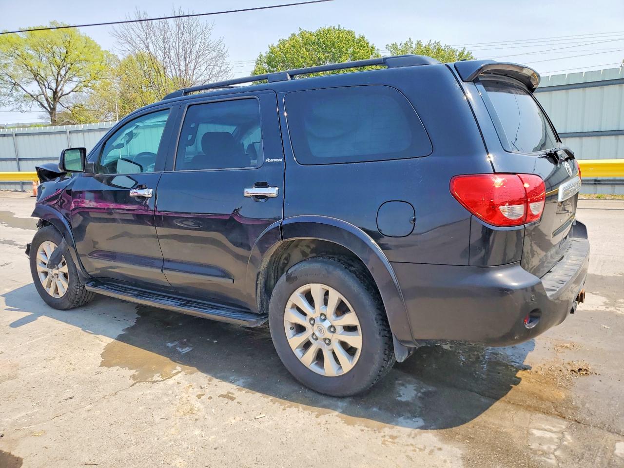 2012 TOYOTA SEQUOIA PLATINUM photo 3
