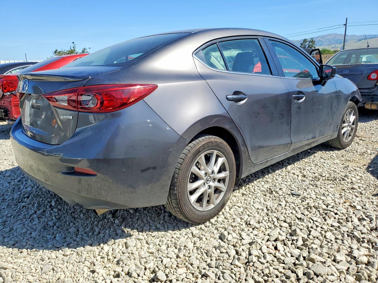 2017 MAZDA 3 SPORT photo 5