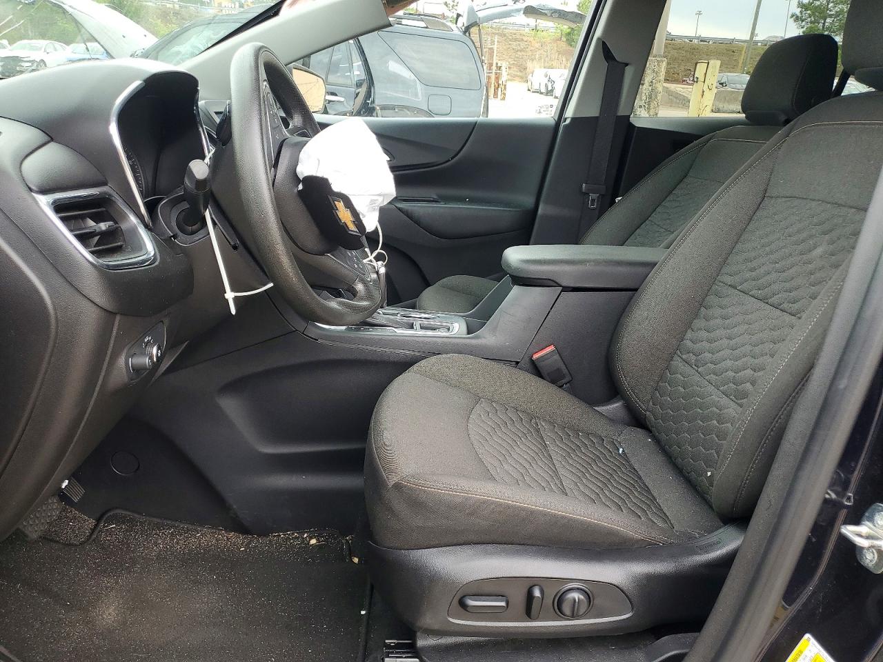 2020 CHEVROLET EQUINOX LT photo 13