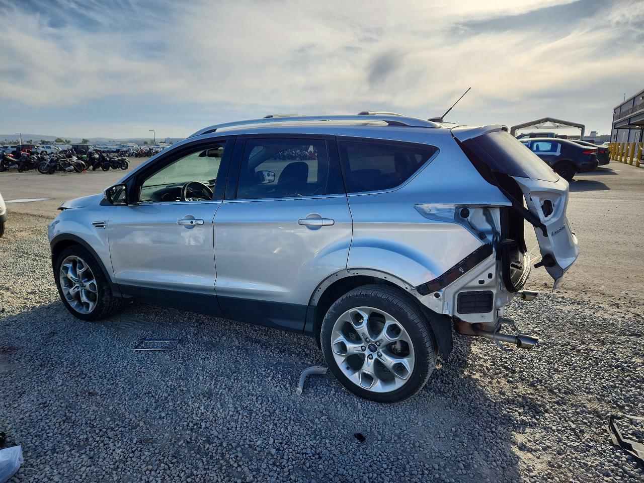 2014 FORD ESCAPE TITANIUM photo 4