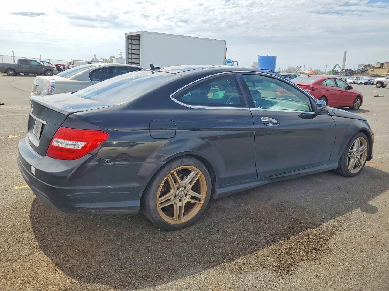 2014 MERCEDES-BENZ C 250 photo 7
