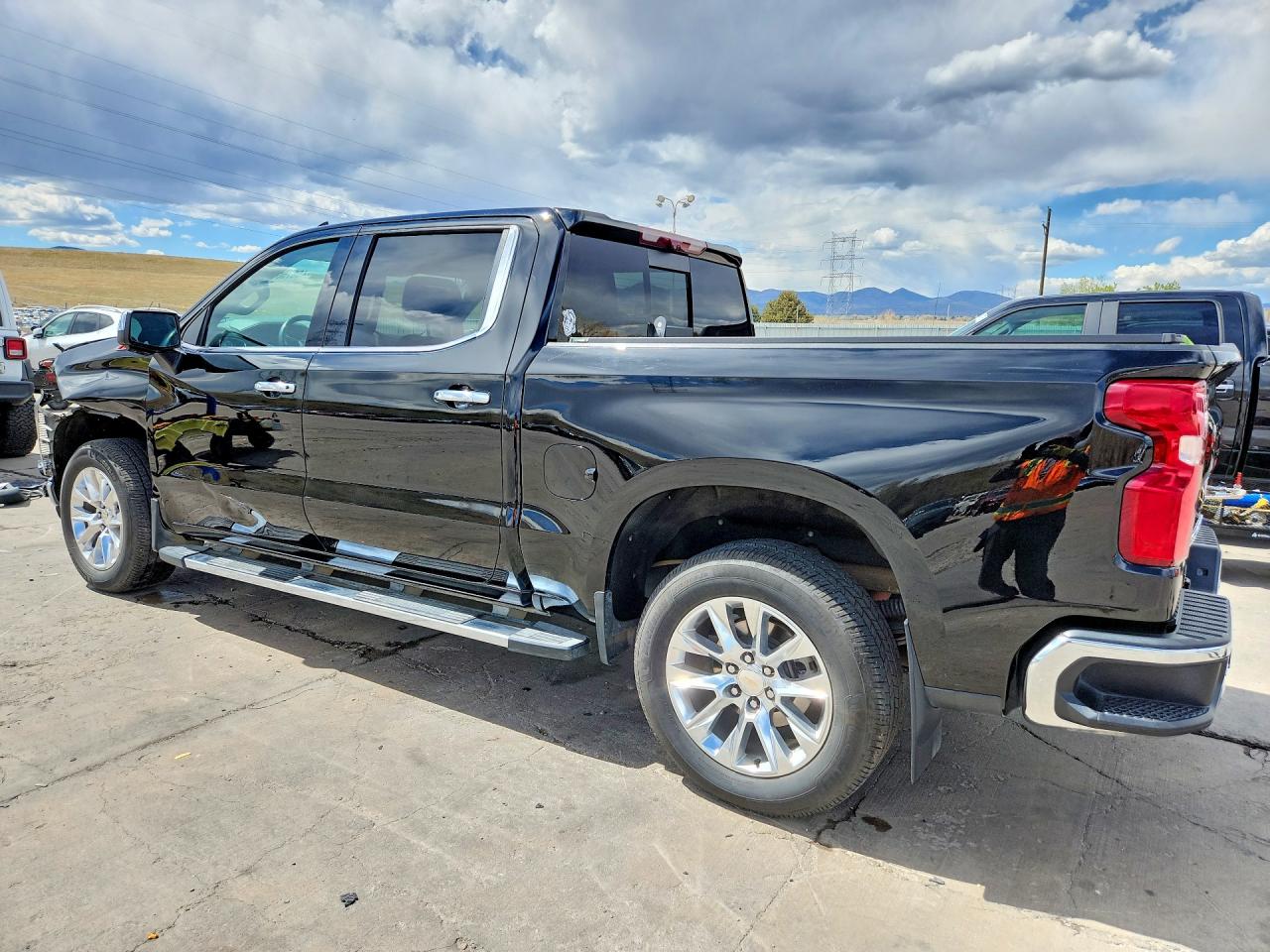 2021 CHEVROLET SILVERADO K1500 LTZ photo 3