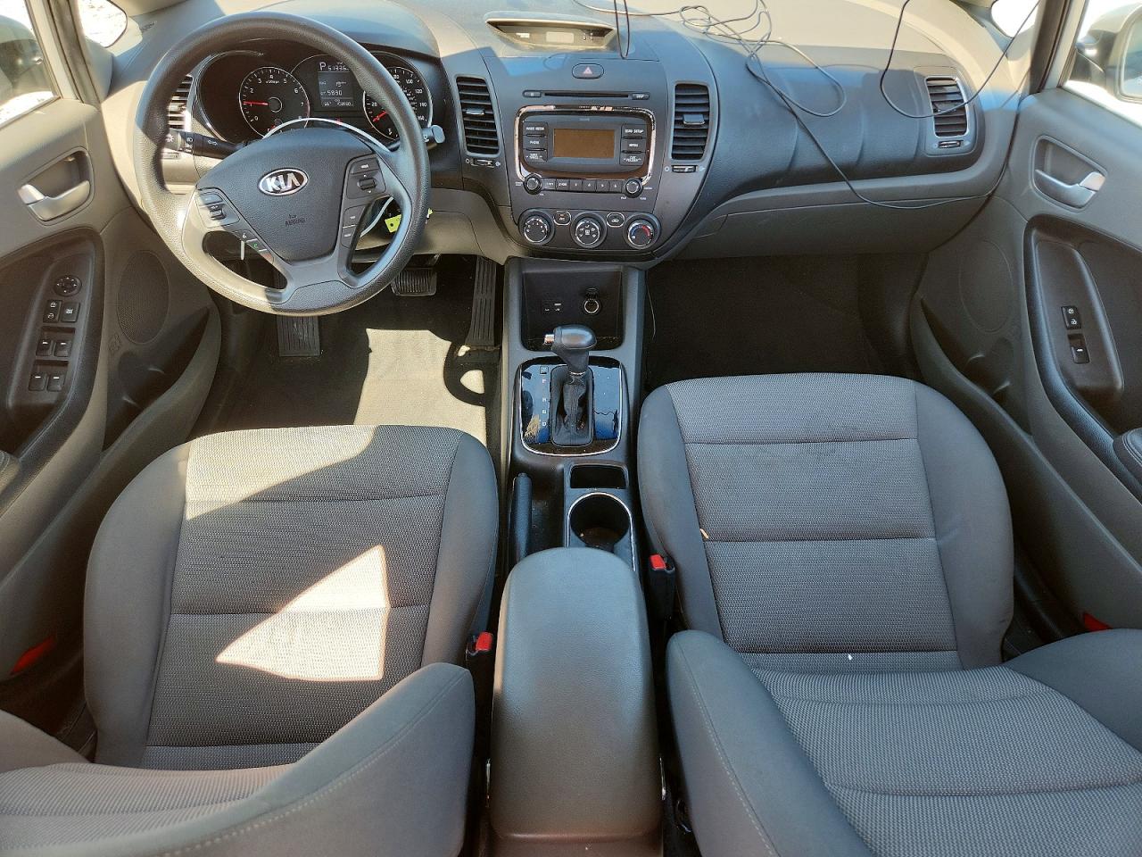 2017 KIA FORTE LX photo 15