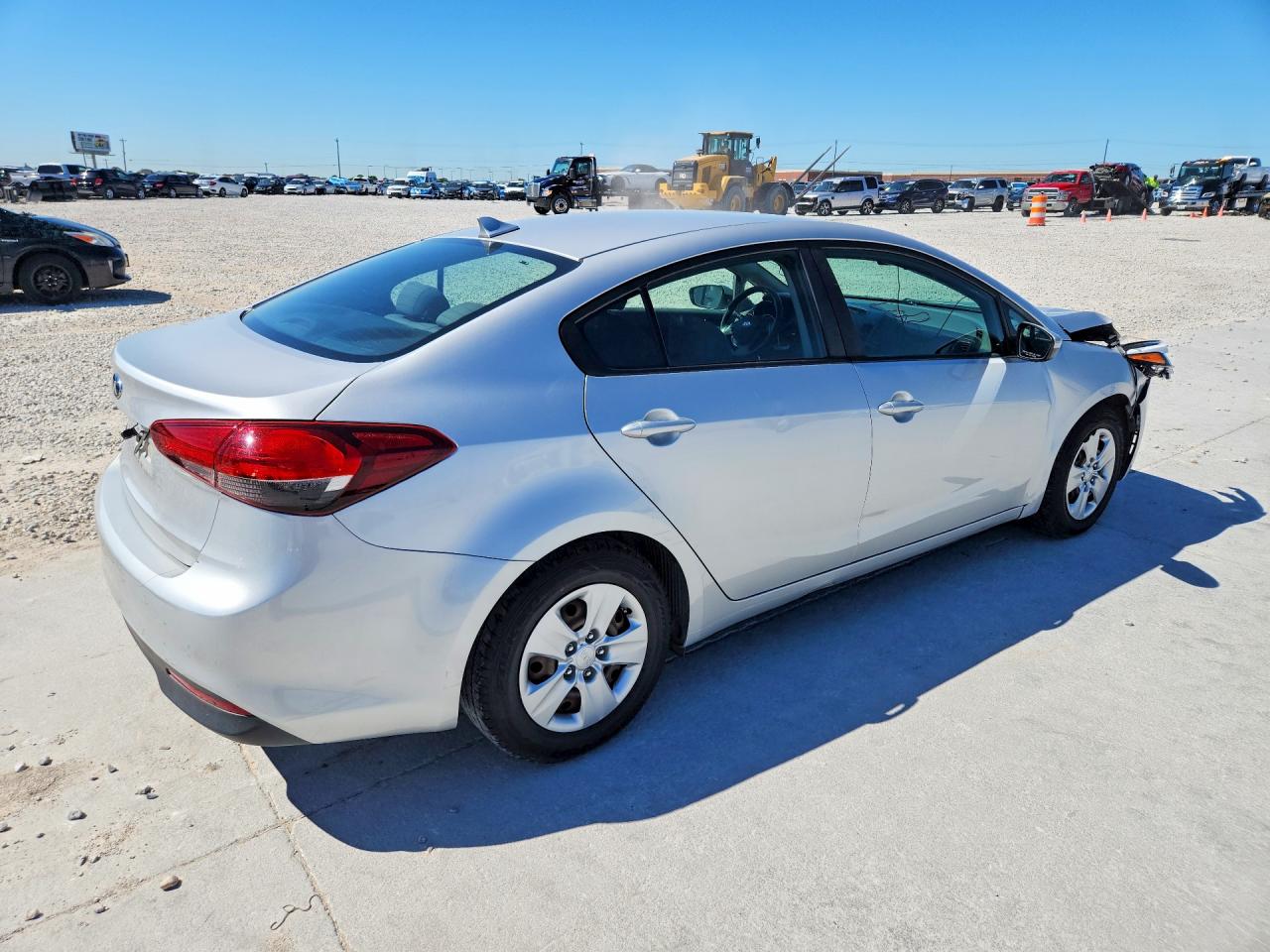 2017 KIA FORTE LX photo 5