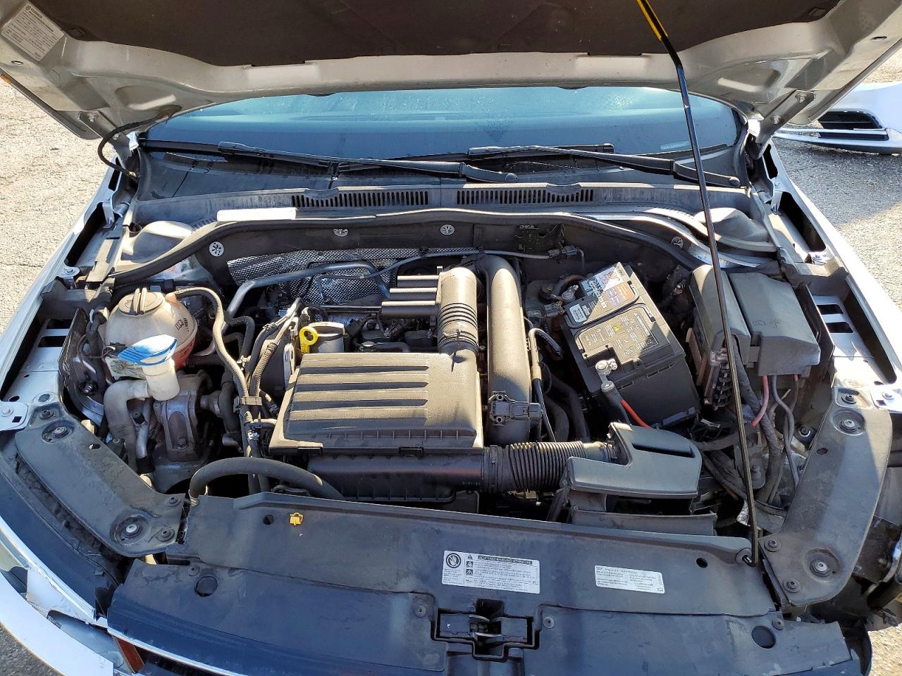 2016 VOLKSWAGEN JETTA S photo 31
