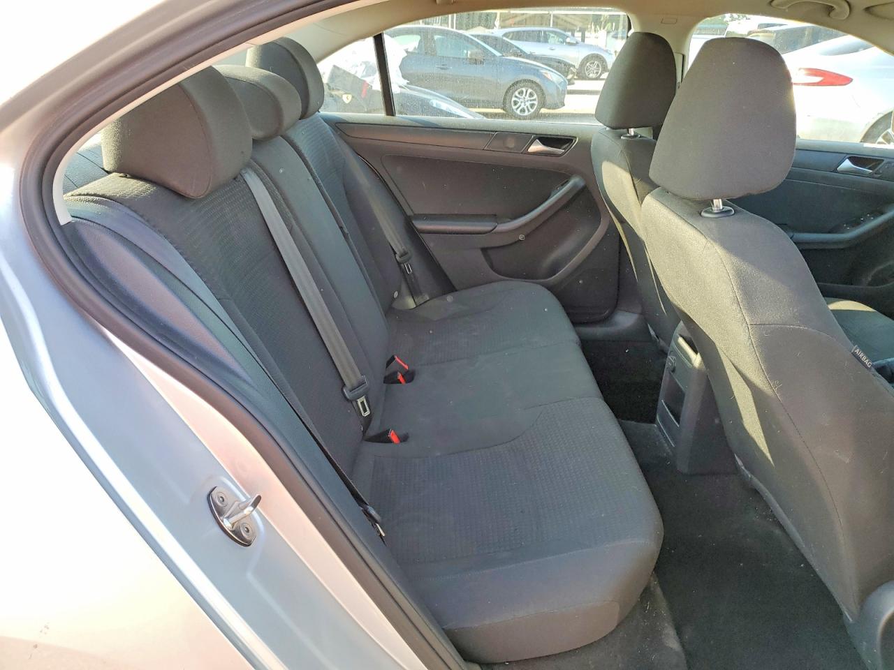 2016 VOLKSWAGEN JETTA S photo 28