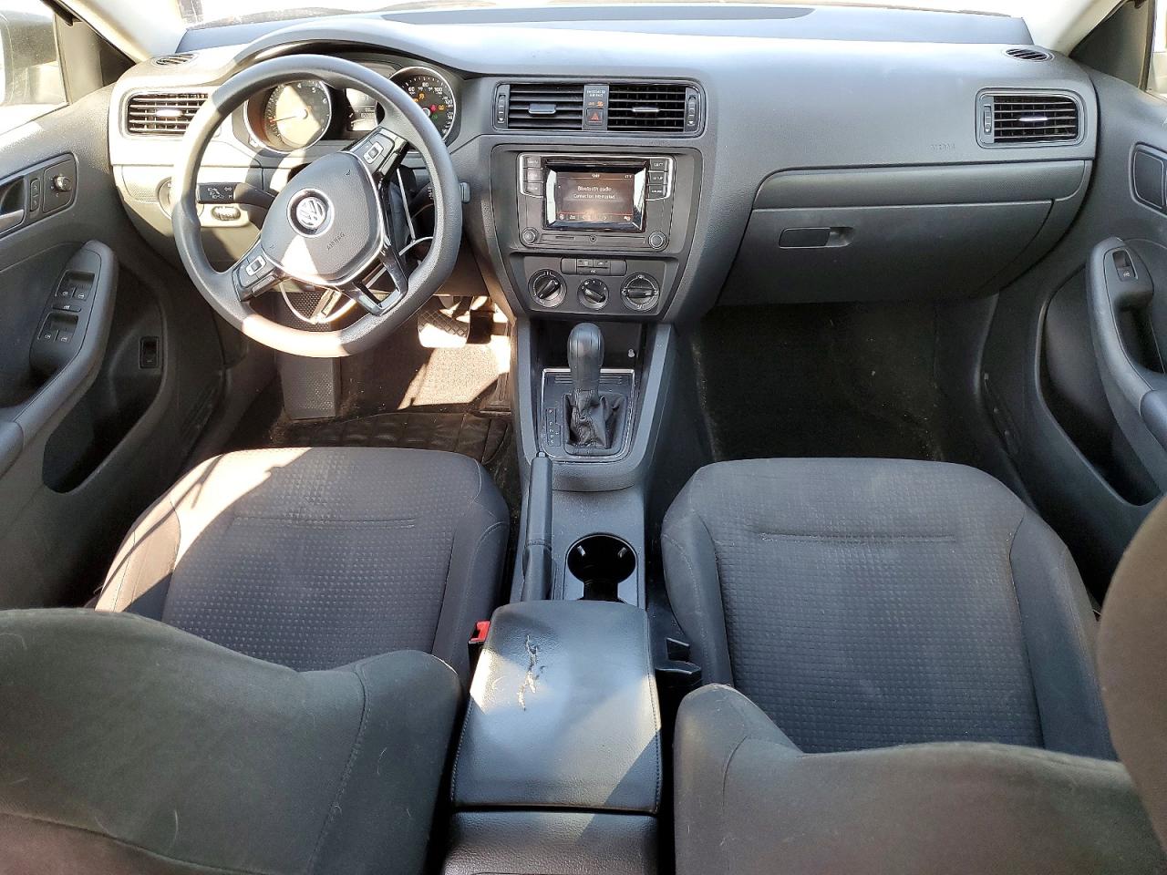 2016 VOLKSWAGEN JETTA S photo 22