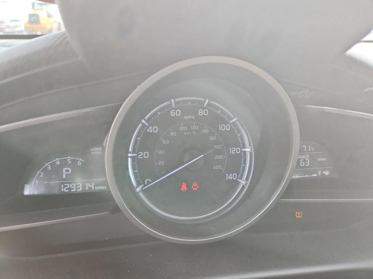 2019 TOYOTA YARIS LE photo 17