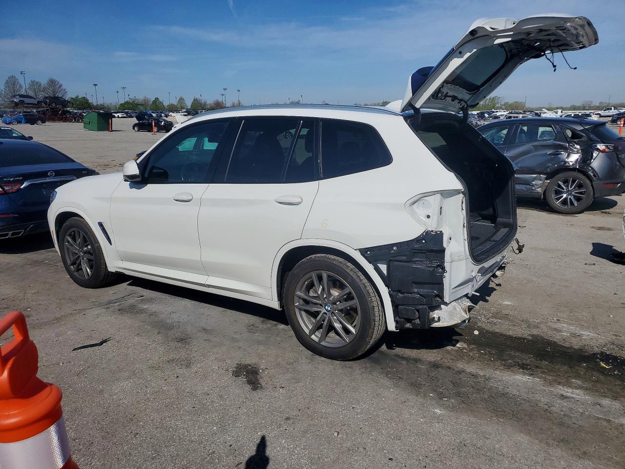 2019 BMW X3 photo 3