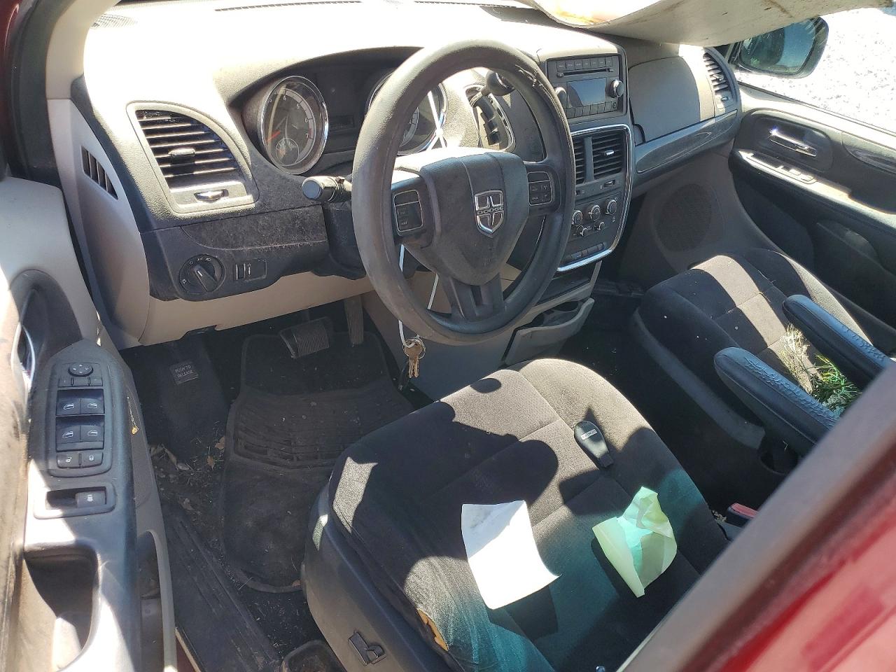 2011 DODGE GRAND CARAVAN MAINSTREET photo 8
