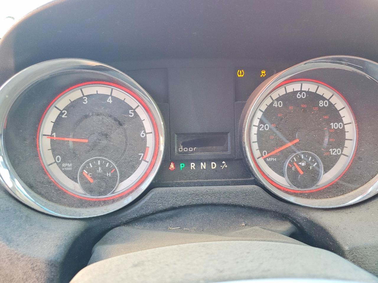 2011 DODGE GRAND CARAVAN MAINSTREET photo 9