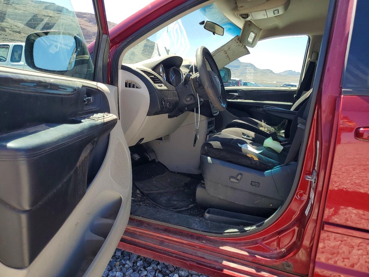 2011 DODGE GRAND CARAVAN MAINSTREET photo 7