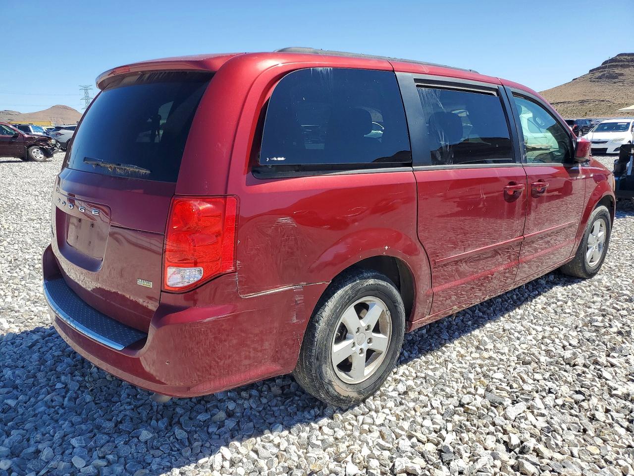 2011 DODGE GRAND CARAVAN MAINSTREET photo 3