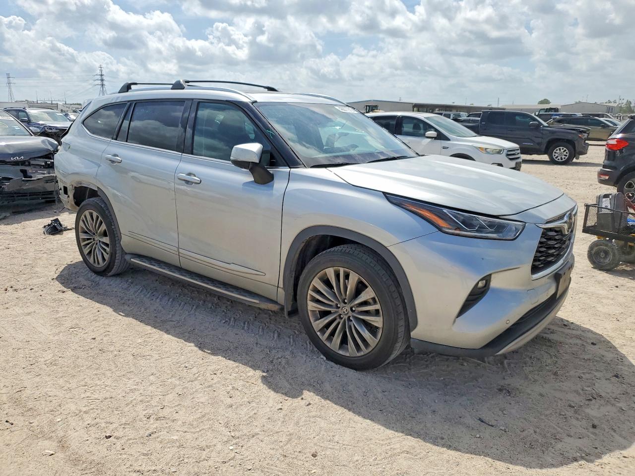 2021 TOYOTA HIGHLANDER PLATINUM photo 10