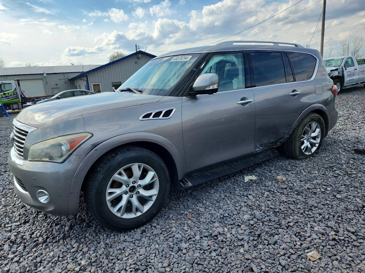 2011 INFINITI QX56