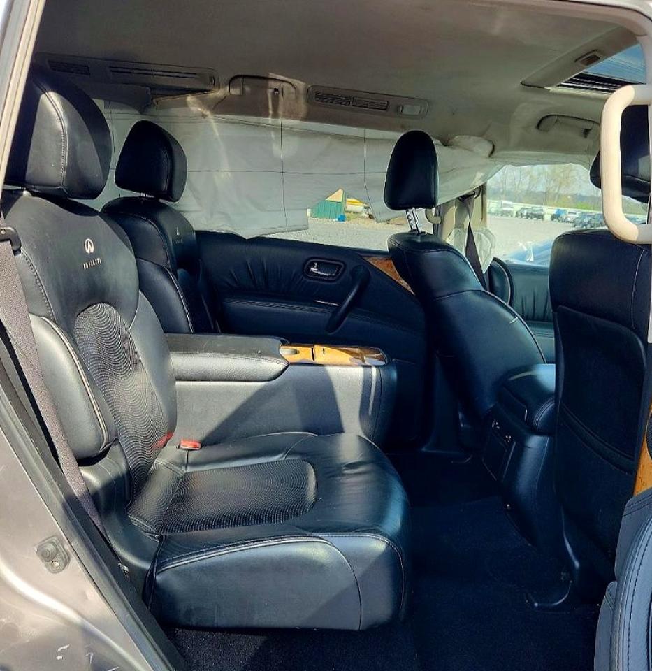 2011 INFINITI QX56 BASE photo 10