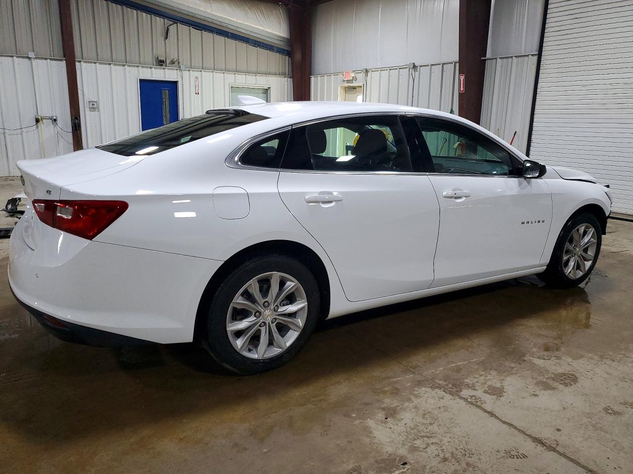 2024 CHEVROLET MALIBU LT photo 5