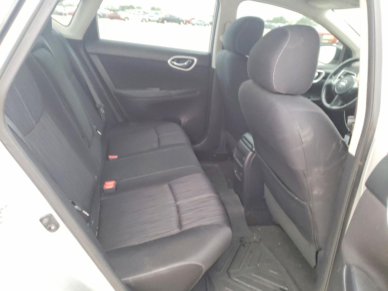 2016 NISSAN SENTRA SV photo 10