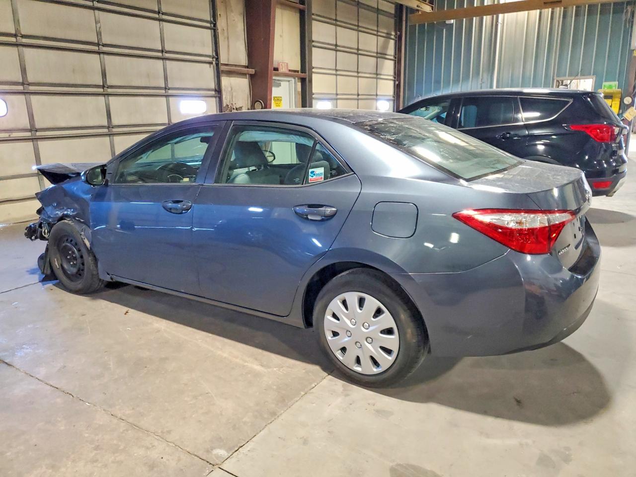 2015 TOYOTA COROLLA LE photo 4