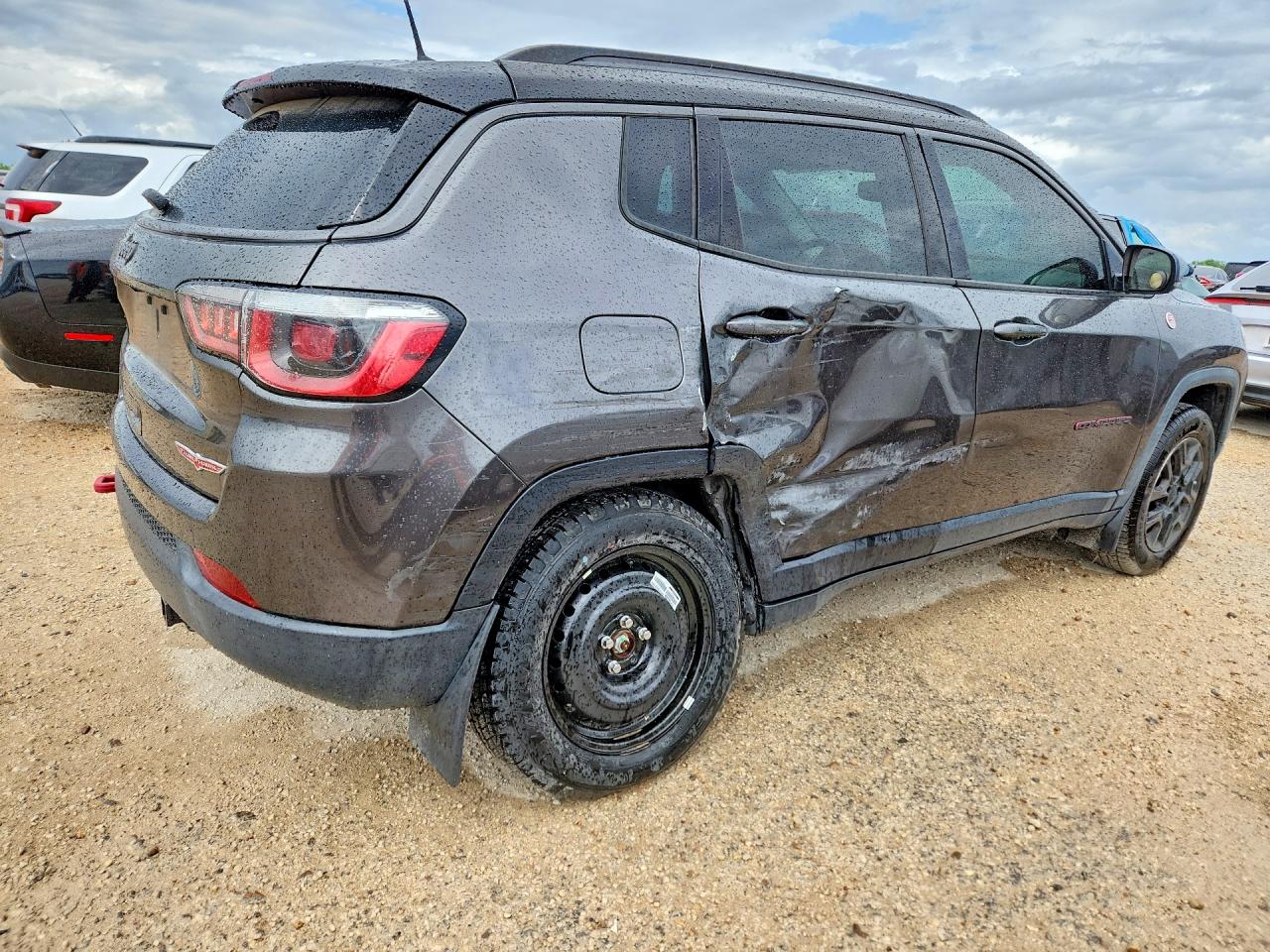 2017 JEEP COMPASS TRAILHAWK photo 5