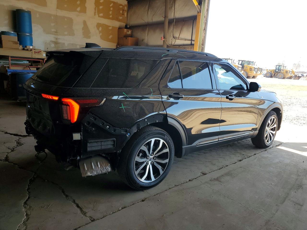 2025 FORD EXPLORER ST-LINE photo 5