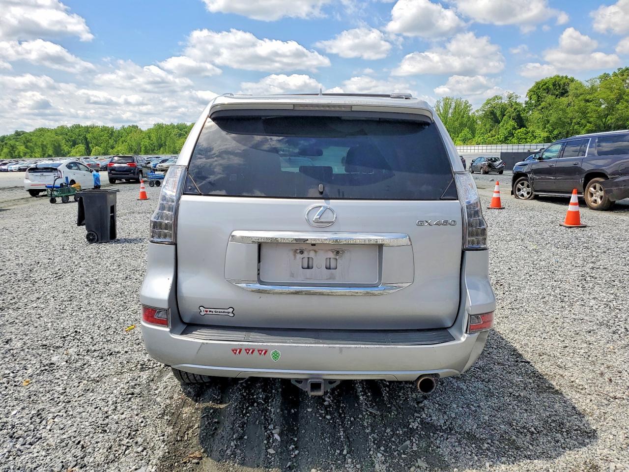 2014 LEXUS GX 460 photo 11