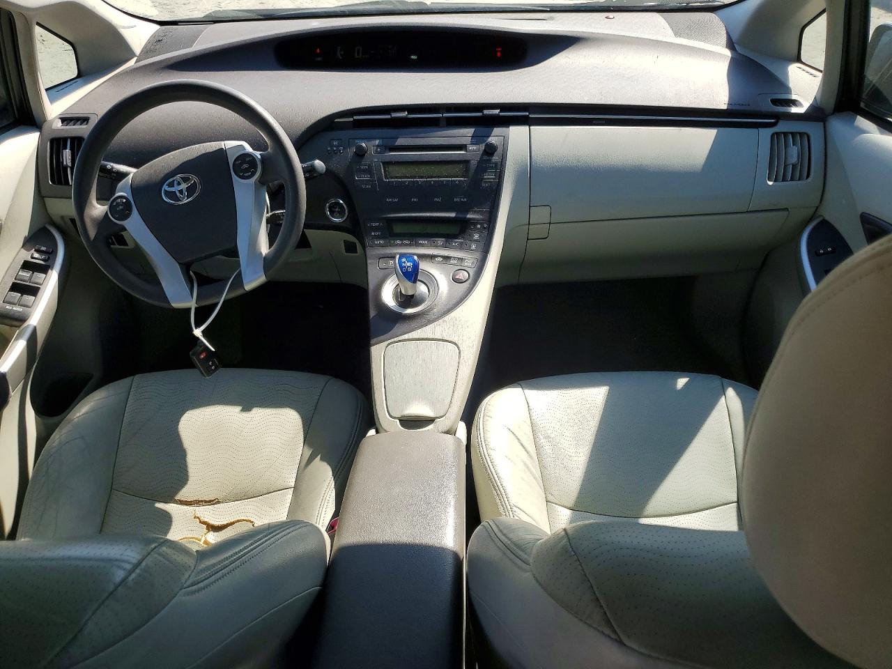 2010 TOYOTA PRIUS II photo 8